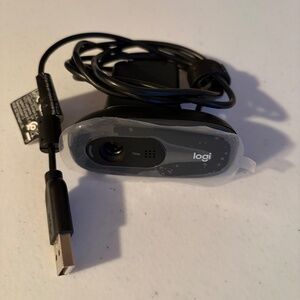 Logitech C270 HD Webcam (Black)